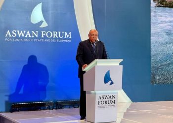 وزير الخارجية  يشارك في الجلسة الافتتاحية لمنتدى أسوان للسلام والتنمية المستدامين.