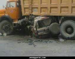 مصرع 4 أشخاص فى تصادم سيارتين نقل مسرعة وملاكي بطرق العين السخنة