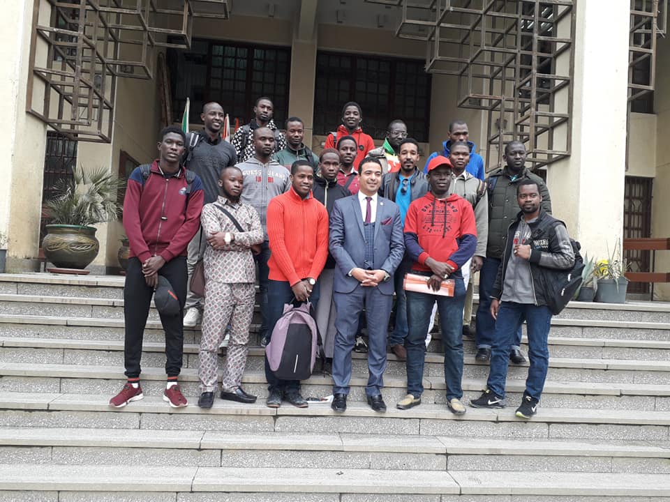 البوم صور : كلية الدراسات الإفريقية و”القادة “يبدأن إجراء مقابلات مشروع الـ(100 قائد إفريقي ) …برعاية رئيس جامعة القاهرة