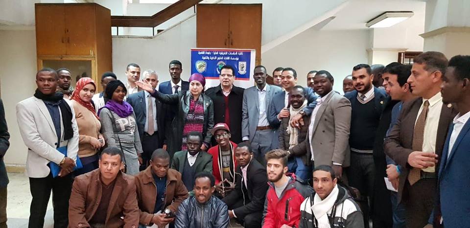 البوم صور : كلية الدراسات الإفريقية و”القادة “يبدأن إجراء مقابلات مشروع الـ(100 قائد إفريقي ) …برعاية رئيس جامعة القاهرة