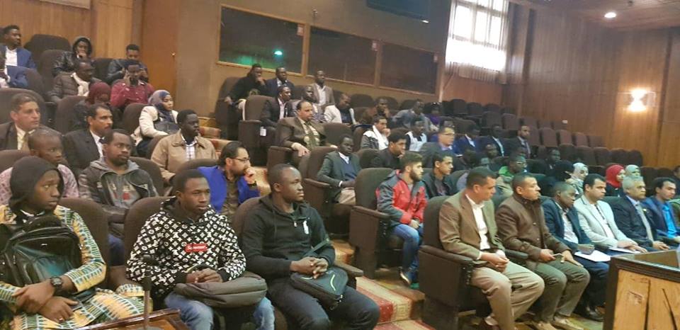 البوم صور : كلية الدراسات الإفريقية و”القادة “يبدأن إجراء مقابلات مشروع الـ(100 قائد إفريقي ) …برعاية رئيس جامعة القاهرة