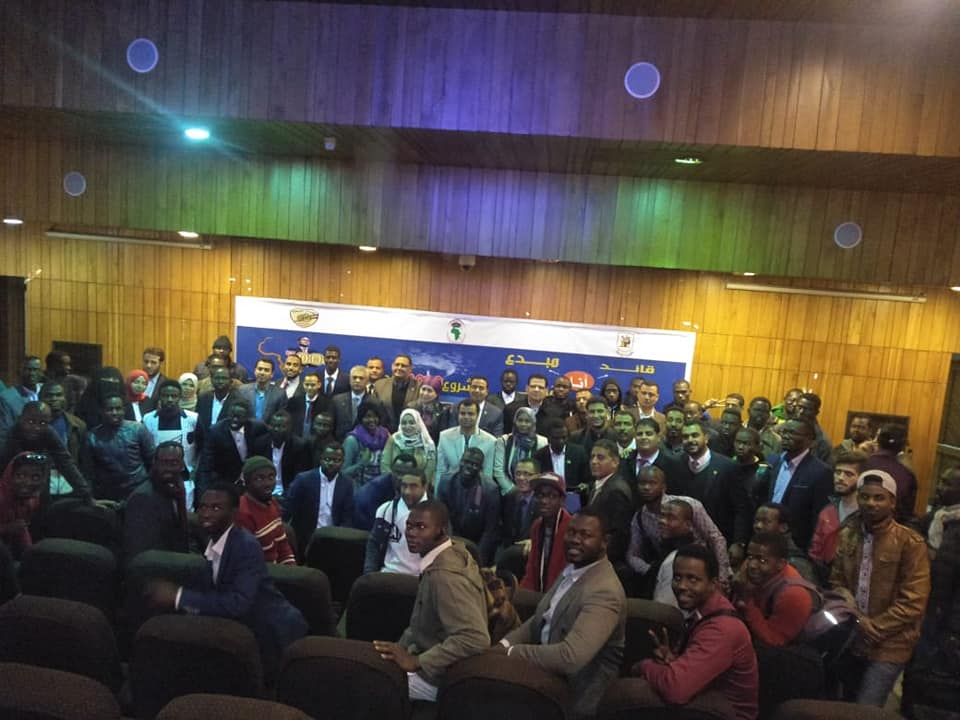 البوم صور : كلية الدراسات الإفريقية و”القادة “يبدأن إجراء مقابلات مشروع الـ(100 قائد إفريقي ) …برعاية رئيس جامعة القاهرة