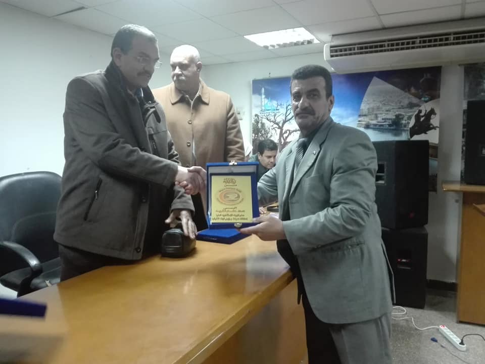 ختام المرحلة الثانية من برنامج اعداد القيادات التنفيذية لصيادلة دمياط…صور