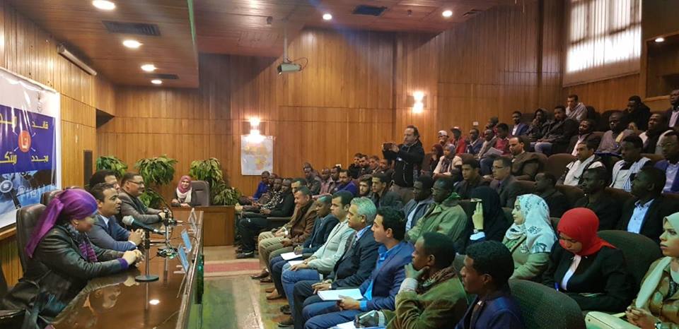 البوم صور : كلية الدراسات الإفريقية و”القادة “يبدأن إجراء مقابلات مشروع الـ(100 قائد إفريقي ) …برعاية رئيس جامعة القاهرة