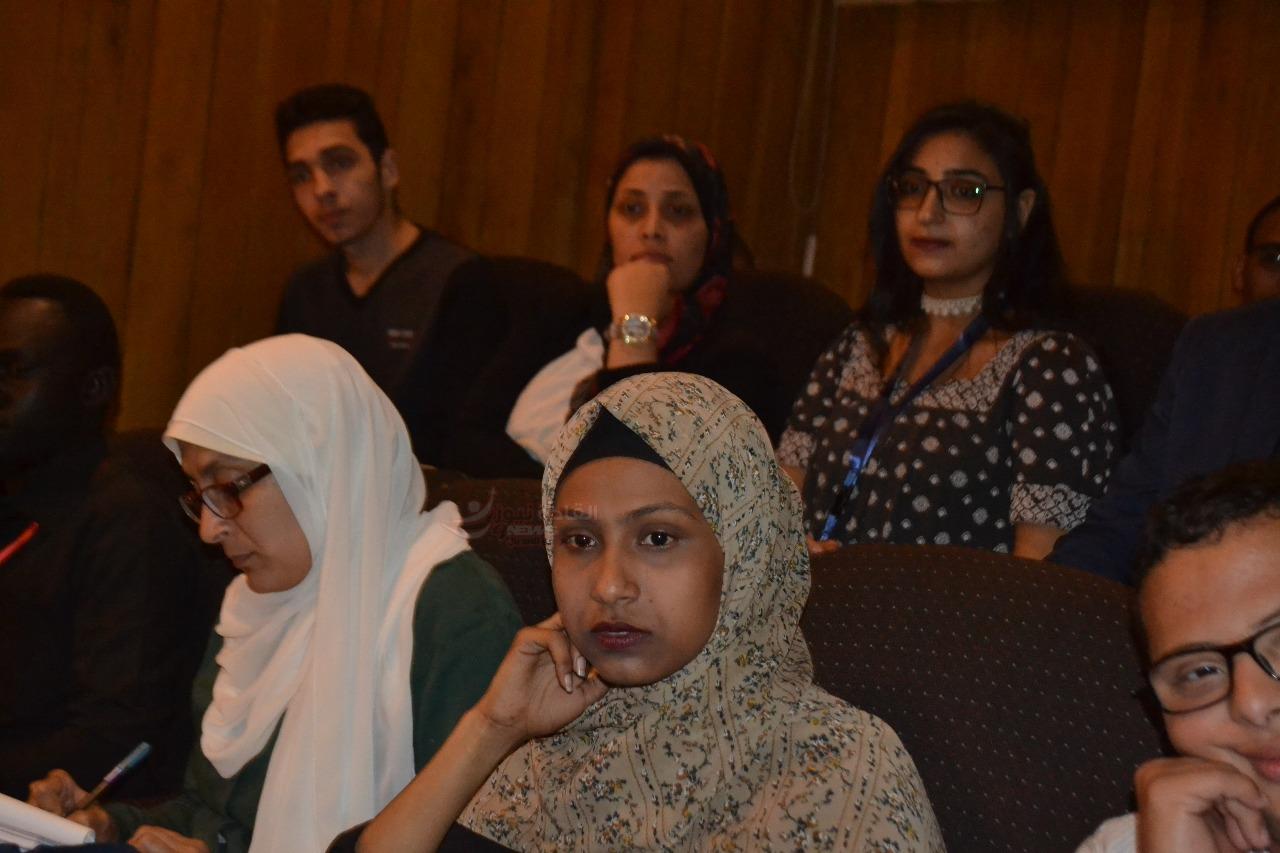 كلية الدراسات الإفريقية العليا و مؤسسة القادة تستقبلان المجموعة الخامسة ” مشروع 1000 قائد إفريقى “