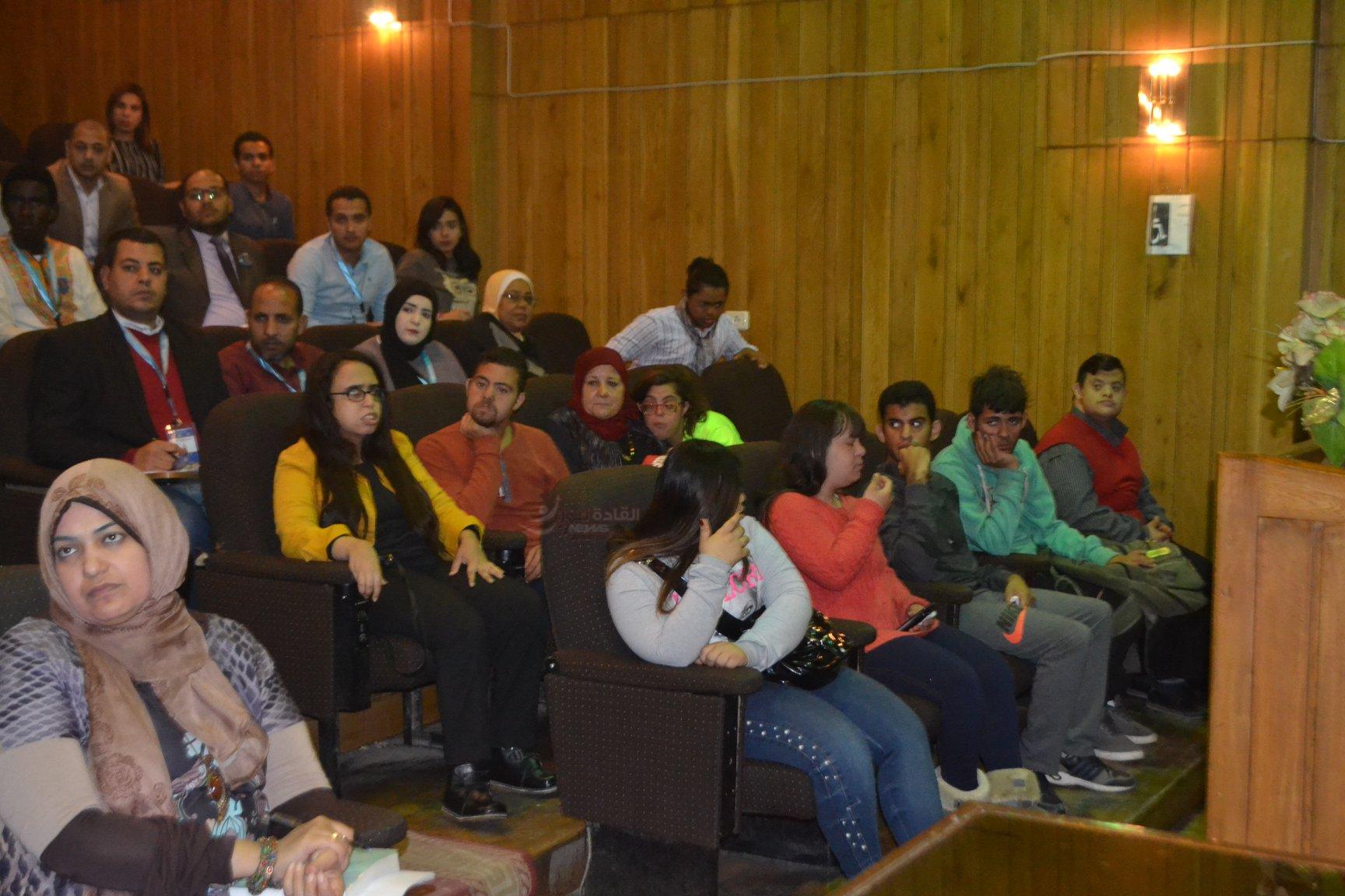 دكتور احمد حنفى و دراسات الجدوى فى ” مشروع 1000 قائد إفريقى “