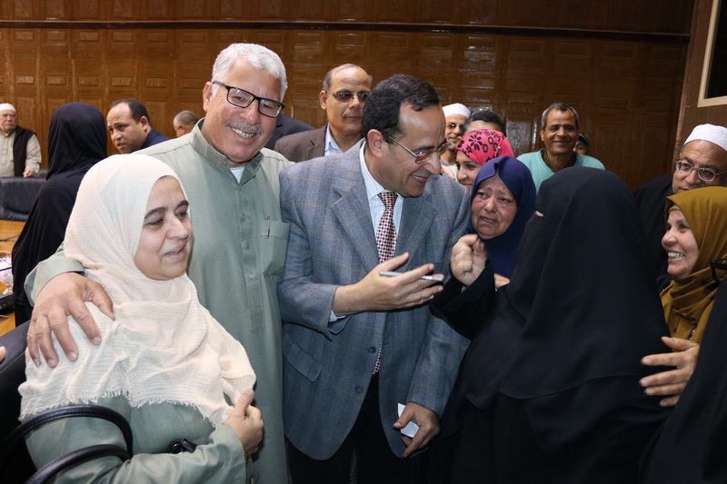 بالصور منح 10تأشيرات حج بالقرعة العلنية لـ10 مسنين بمحافظة شمال سيناء