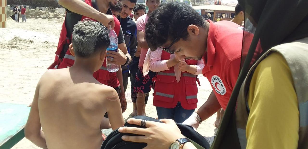 الهلال الأحمر بدمياط يدفع بفرق لتأمين شواطئ راس البر باحتفالات شم النسيم