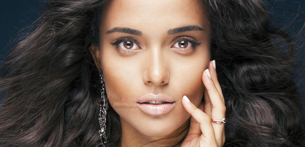 أفضل 10 ألوان أحمر شفاه لصاحبات البشرة الداكنه