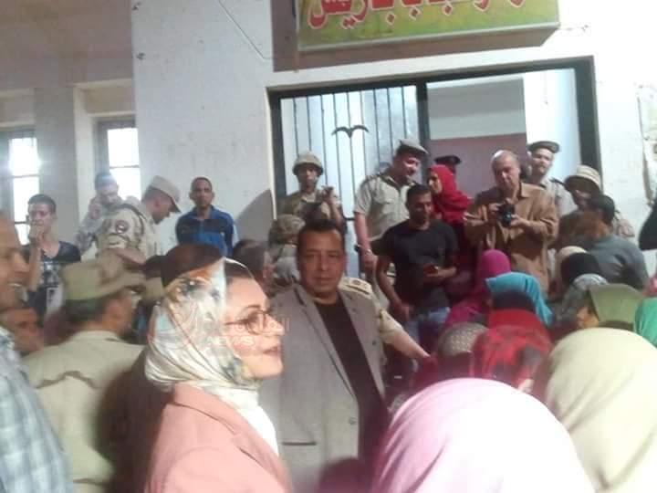 الوادي الجديد تختتم اليوم الأول للإستفتاء علي التعديلات الدستورية بنسبة مشاركة 15.3%