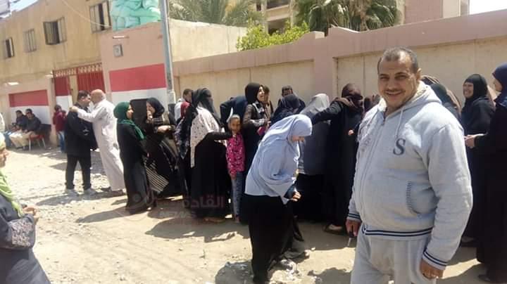 متابعي قادة الدقهلية ….مسيرة لحث المواطنين على المشاركة فى الاستفتاء في اليوم الثاني ..صور