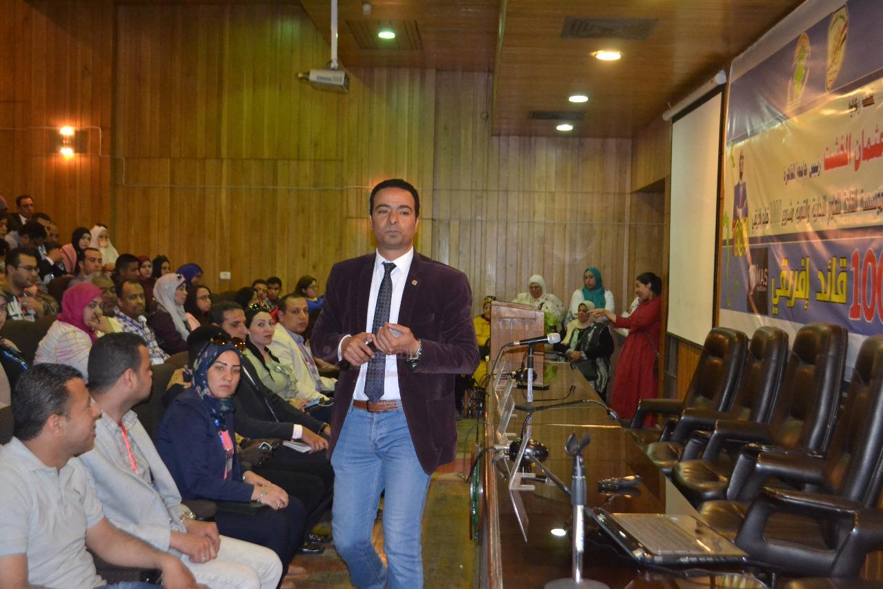 كلية الدراسات الإفريقية العليا و مؤسسة القادة تستقبلان المجموعة الخامسة ” مشروع 1000 قائد إفريقى “