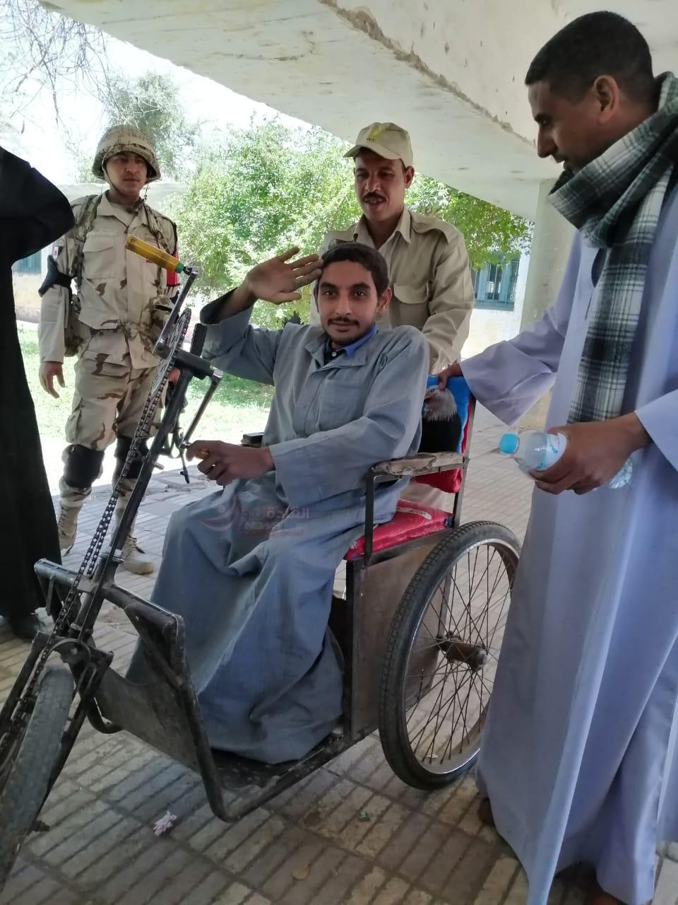 متابعي قادة المنيا …اقبال كثيف من المواطنين للاستفتاء علي التعديلات الدستورية ..صور