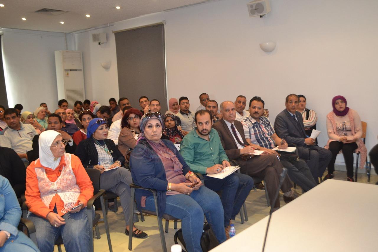 تشخيص و حل المشكلات و اتخاذ القرار عنوان اليوم الثاتى ” لمشروع 1000 قائد أفروأسيوى “