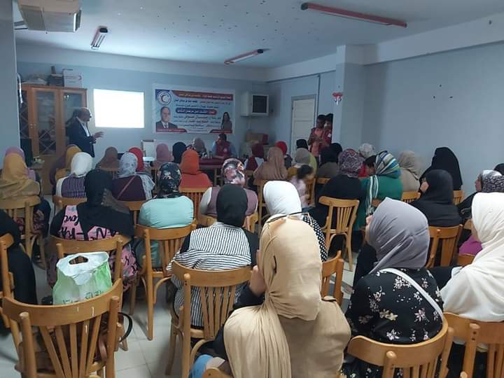 الهلال الأحمر المصري بدمياط يعقد ندوة بعنوان ” الكشف المبكر عن سرطان الثدي ” ….صور