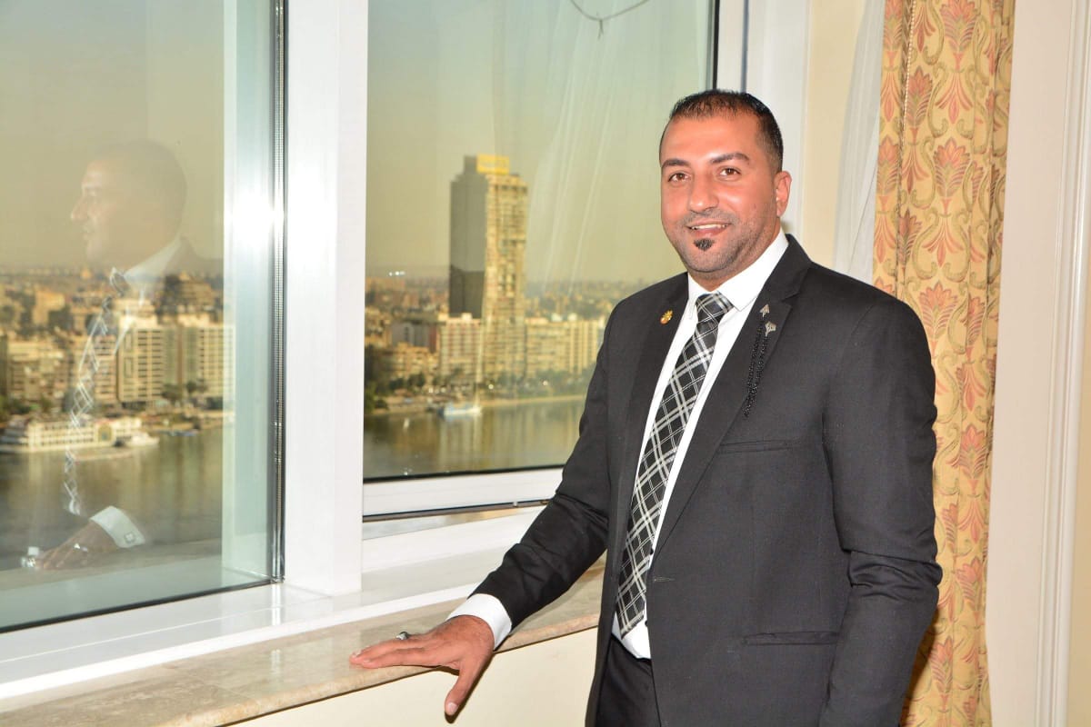 محافظ الجيزة يصدر قرار بتكليف محمد جمال رئيس لجنة التيسير لسوق العمل بالقادة وعضو مشروع 1000 قائد افرواسيوي نائبا لرئيس جهاز تشغيل و رعاية الخريجين بمحافظة الجيزة