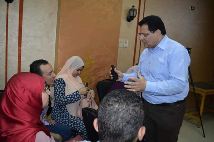 نقابة صيادلة القليوبية و مؤسسة القادة يدخلان  مرحلة مراجعة  المشروعات   قبل عرضها علي المحافظ 