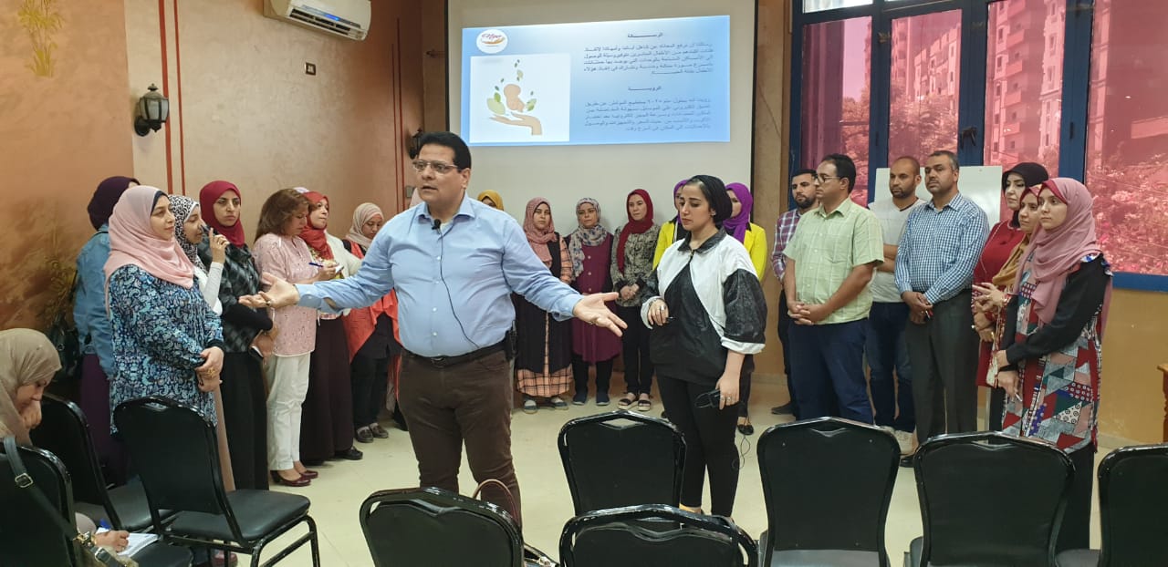 تحت رعاية محافظ القليوبية مناقشة مشروعات التخرج بين القادة و الصيدلة…صور