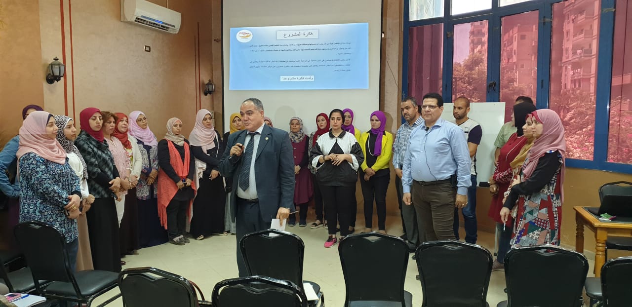 تحت رعاية محافظ القليوبية مناقشة مشروعات التخرج بين القادة و الصيدلة…صور