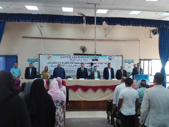 “الشريف “يفتتح دورة “اعداد القيادات المحلية” بالمعهد العالي للحاسب الالي بالزرقا بمحافظة دمياط