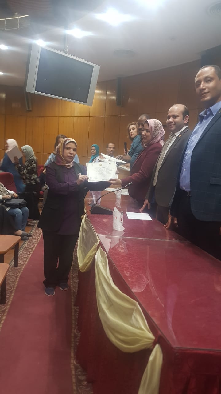 ختام المرحلة الثالثة من المجموعة الاولي في مشروع ٨٠٠قائد اداري و تنفيذي من الدقهلية