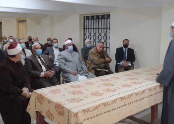 رئيس المنطقة الأزهرية بالشرقية يعطي كافة الصلاحيات للجان المتابعة الميدانية خلال مرورهم علي المعاهد