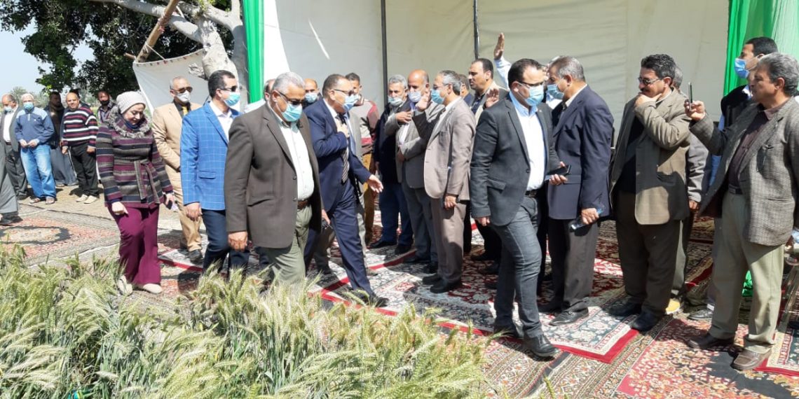 محافظ الشرقية : حياة كريمة مبادرة عبقرية..و لدينا 95 مشروعًا للصرف الصحي بتكلفة 13 مليار جنيه