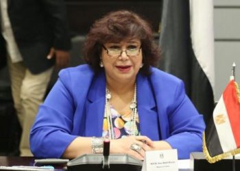 وزير الثقافة تكرم 14 شخصية من رموز فرقة رضا احتفالا بمرور 60 عام على تأسيسها