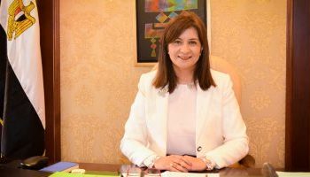 وزيرة الهجرة: غرفة عمليات لمتابعة المصريين العالقين بالخارج فى ظل جائحة كورونا