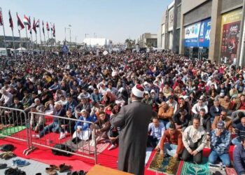 صلاة الجمعة من معرض الكتاب الدولي