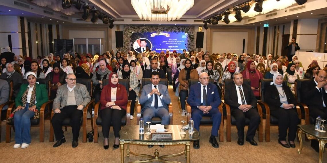 وزير الشباب والرياضة يلتقي منسقات وعضوات أندية الفتاة والمرأة بالمحافظات لبحث سبل التطوير والتحديات