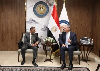 وزير البترول والثروة المعدنية يستقبل السيد ناصر اليافعي رئيس شركة أركيوس المشتركة بين بى بى البريطانية و XRG الإماراتية فى مصر
