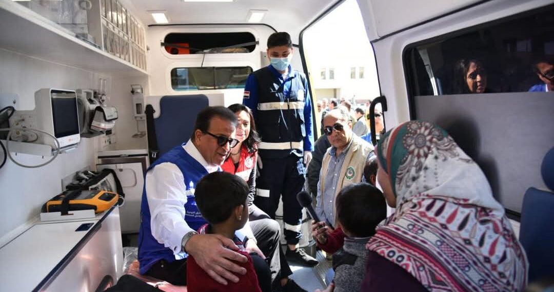 نقل أبناء قطاع غزة للداخل المصري للعلاج ..