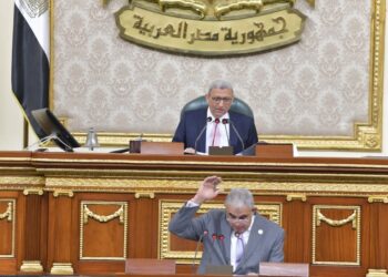 مجلس النواب ينتهي من مناقشة وإقرار حتى المادة 261 من مشروع قانون العمل