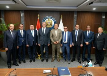 البترول: نمضي بخطوات جادة في تنفيذ مبادرة تموين السيارات بالغاز الطبيعي وتوفير الخدمات اللوجستية للتوسع في هذا النشاط..