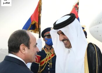 الرئيس السيسي يصل الدوحة.. وأمير قطر في مقدمة مستقبليه