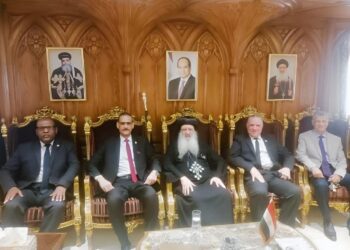 قادة الغربية تقدم التهنئة لنيافة الحبر الجليل الأنبا بولا مطران طنطا وتوابعها بمناسبة عيد القيامة المجيد