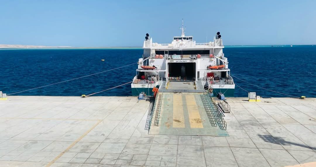 إعادة فتح ميناء الغردقة البحري وانتظام حركة الملاحة