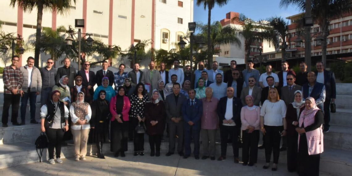 القادة والاكاديمية العسكرية..(دورة أساليب التفكير وصناعة القرار ) في محافظة  البحيرة