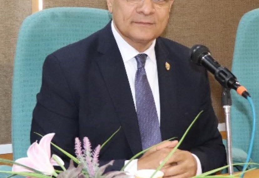 كلام خفيف مع أحمد الشريف