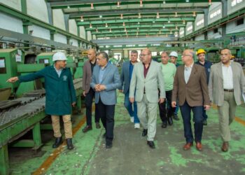 وزير الإنتاج الحربي يؤكد أهمية تطبيق مبادئ الحوكمة والاستغلال الأمثل للموارد المتاحة