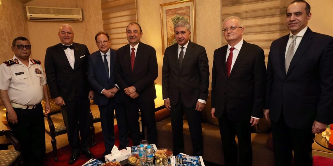 وزير السياحة يشارك في الاحتفال بالعيد الوطني لروسيا ويشيد بالعلاقات التاريخية