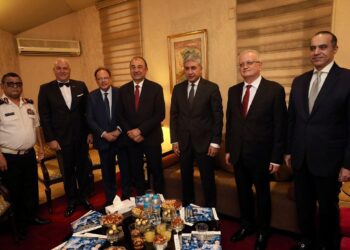 وزير السياحة يشارك في الاحتفال بالعيد الوطني لروسيا ويشيد بالعلاقات التاريخية