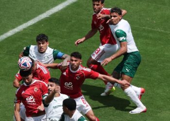 استئناف مباراة الأهلي المصري وبالميراس البرازيلي …