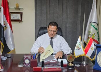 كلام خفيف مع أحمد الشريف