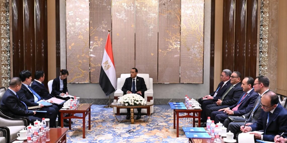 رئيس الوزراء يعرب عن اعتزازه بعلاقات الشراكة الاستراتيجية الشاملة بين مصر والصين