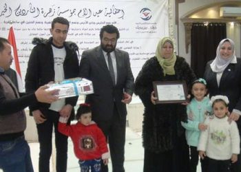 نكريم الأمهات المثاليات وزوجات الشهداء بالشرقية