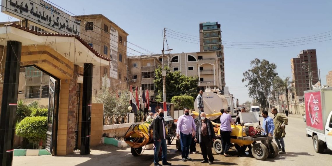 حملة مكبرة لتطهير وتعقيم المصالح الحكومية وشوارع وقرى مركز ومدينة ههيا لمجابهة الموجة الثالثة من فيروس كورونا