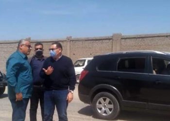 محافظ الشرقية يتفقد أعمال توسعة طريق الزقازيق / منيا القمح