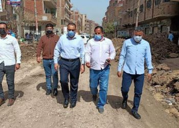 محافظ الشرقية يتفقد أعمال رصف ورفع كفاءة طريق 39 كفر إبراش مشتول السوق / منيا القمح